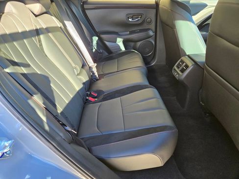 Certified 2025 Acura ADX A-Spec image 19