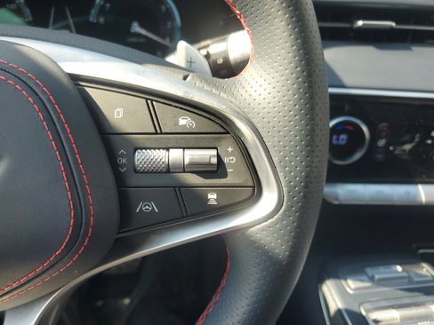 Used 2023 Genesis GV70 2.5T w/ Sport Prestige Package image 23