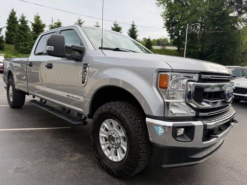 Used 2022 Ford F350 XLT w/ XLT Value Package AWD/4WD image 7