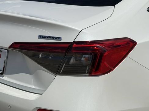 Used 2022 Honda Civic Touring image 7