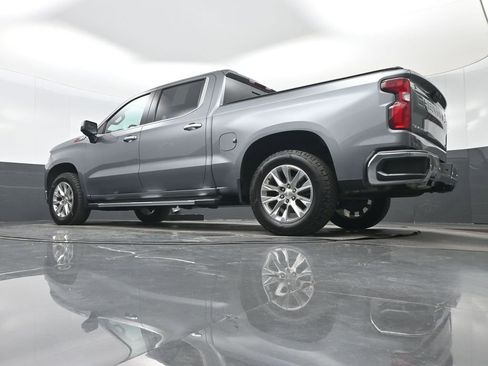 Used 2020 Chevrolet Silverado 1500 LTZ w/ LTZ Premium Package AWD/4WD image 28