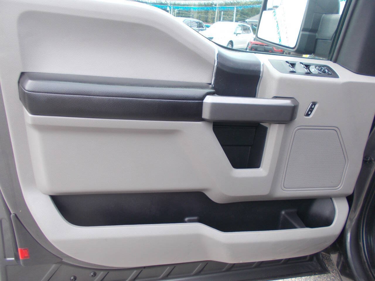 Used 2020 Ford F150 XLT w/ Trailer Tow Package AWD/4WD image 13