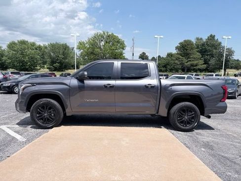 Used 2025 Toyota Tundra SR5 AWD/4WD image 7