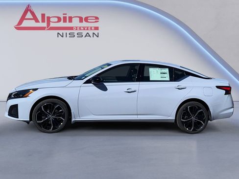 New 2025 Nissan Altima 2.5 SR w/ SR Premium Package image 2