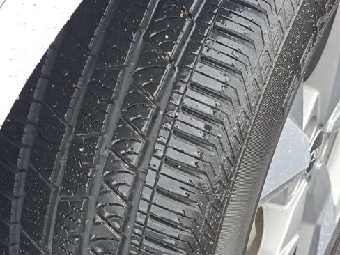 Certified 2023 Audi Q5 2.0T Premium Plus image 16