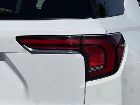 New 2026 GMC Terrain AT4 w/ Technology Package II AWD/4WD image 23