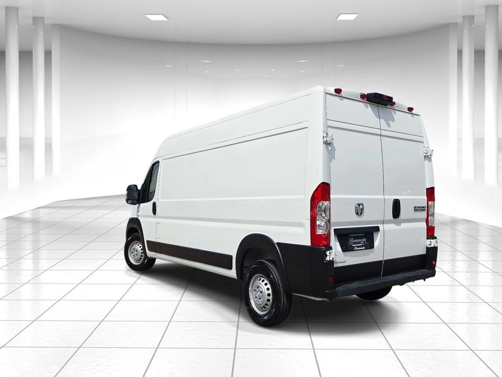 Used 2026 RAM ProMaster 2500 w/ Convenience Group FWD image 5