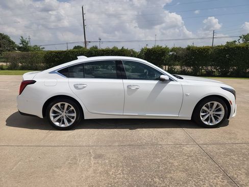 Used 2026 Cadillac CT5 Premium Luxury RWD image 4