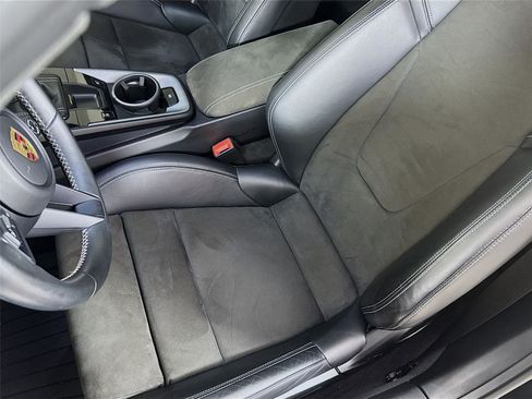 Used 2022 Porsche 911 GT3 image 24