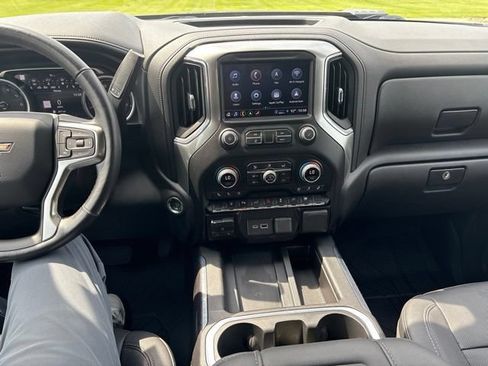 Used 2021 Chevrolet Silverado 2500 LTZ w/ LTZ Premium Package AWD/4WD image 44
