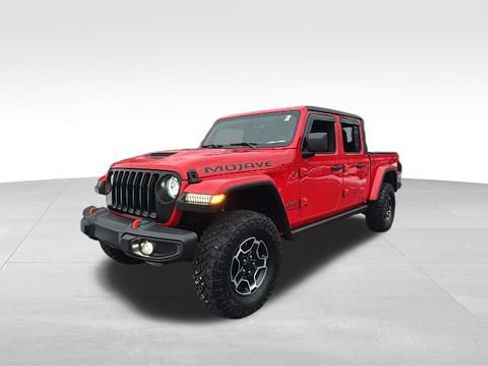 Used 2023 Jeep Gladiator Mojave w/ Cold Weather Group image 2