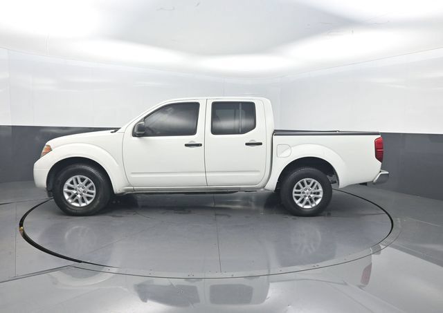 Used 2019 Nissan Frontier SV RWD image 3