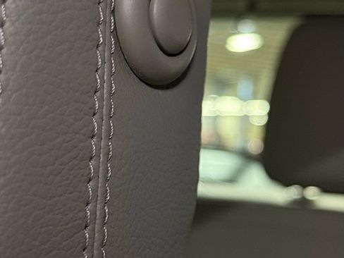 Used 2019 Ford Expedition Limited w/ Equipment Group 302A image 54