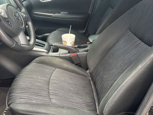 Used 2019 Nissan Sentra SV image 4