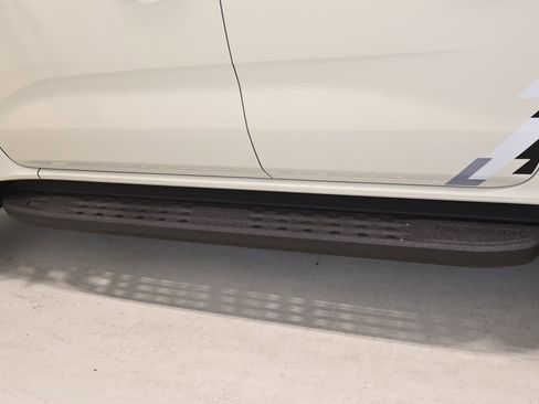 New 2025 Ford Ranger Raptor image 34