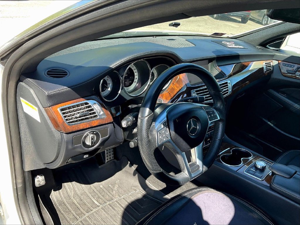 Used 2013 Mercedes-Benz CLS 550 image 4