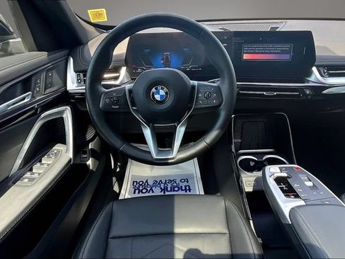 Used 2026 BMW X1 xDrive28i AWD/4WD image 8