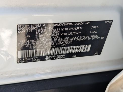 Used 2022 Toyota RAV4 XLE w/ Convenience Package AWD/4WD image 25