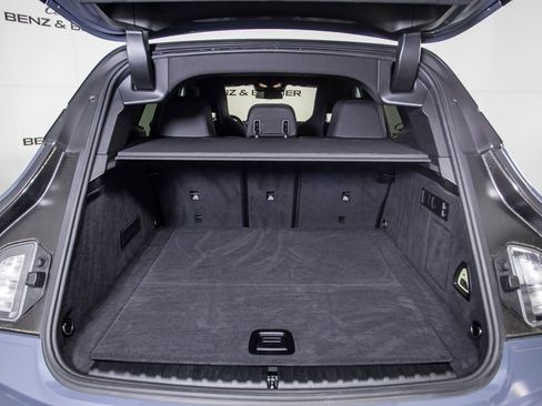 Used 2023 BMW iX xDrive50 w/ Sport Package image 10