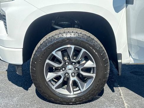 Used 2022 Chevrolet Silverado 1500 RST AWD/4WD image 26
