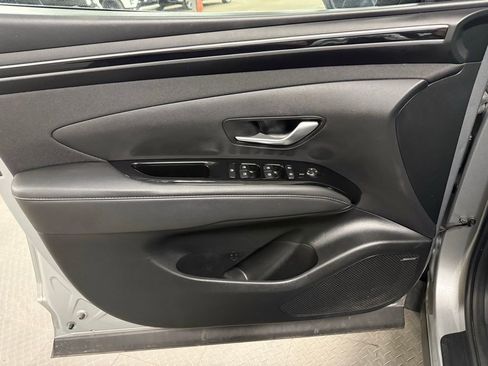 Used 2022 Hyundai Tucson SEL w/ Convenience + Premium Package image 8