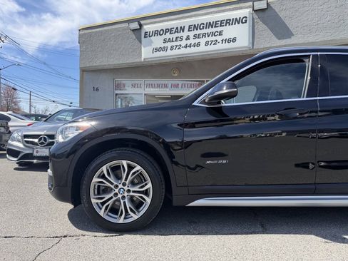 Used 2017 BMW X1 xDrive28i AWD/4WD image 11