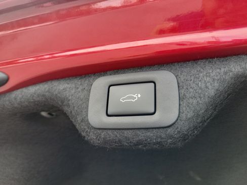 Used 2024 Lexus ES 350 w/ Premium Package FWD image 10