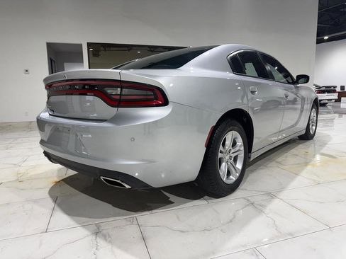 Used 2022 Dodge Charger SXT image 9