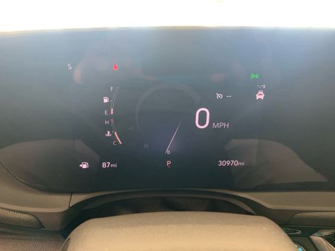 Used 2024 Buick Envista Sport Touring w/ Convenience I Package image 24