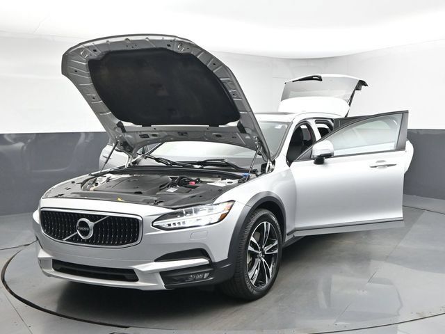 Used 2018 Volvo V90 T5 Cross Country w/ Plus Package AWD/4WD image 51