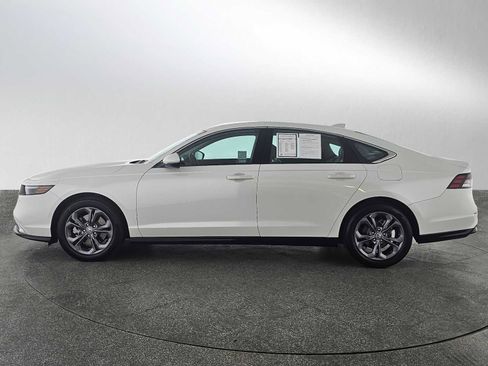 Used 2025 Honda Accord EX-L image 6