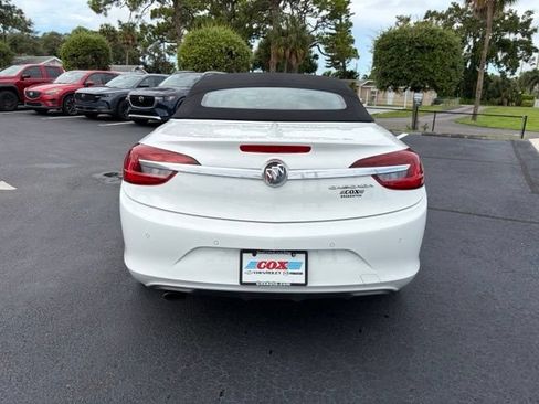 Used 2019 Buick Cascada Premium FWD image 5