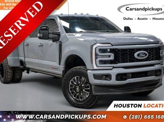 Used 2025 Ford F350 Platinum AWD/4WD video 1