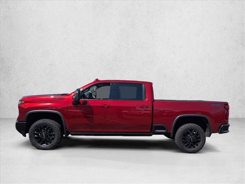 Used 2025 Chevrolet Silverado 2500 LTZ w/ LTZ Plus Package AWD/4WD image 8