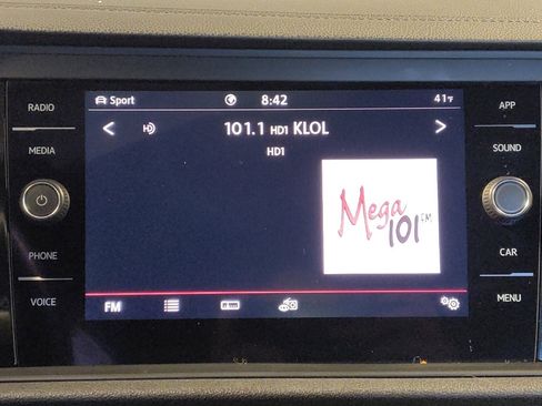 Used 2020 Volkswagen Jetta GLI Autobahn image 25