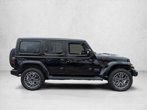 Used 2024 Jeep Wrangler High Altitude image 4