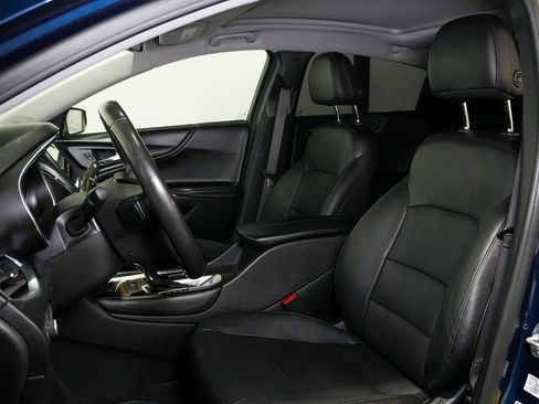 Used 2020 Chevrolet Malibu Premier FWD image 13