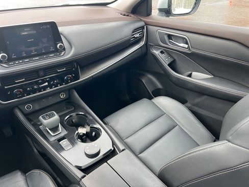 Used 2021 Nissan Rogue SL image 24