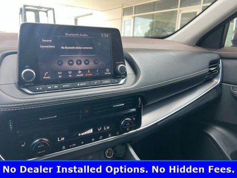 Used 2021 Nissan Rogue SV w/ Premium Package FWD image 8