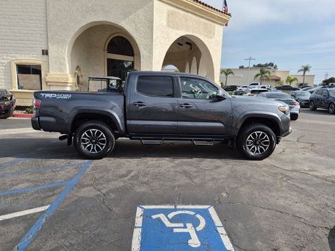 Used 2023 Toyota Tacoma TRD Sport w/ Black Out Package (TMS) AWD/4WD image 4