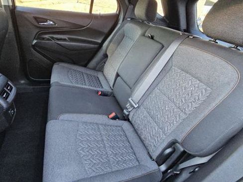 Used 2022 Chevrolet Equinox LT AWD/4WD image 31