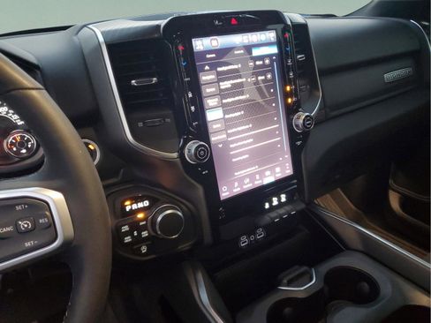 Certified 2025 RAM 1500 Big Horn image 27