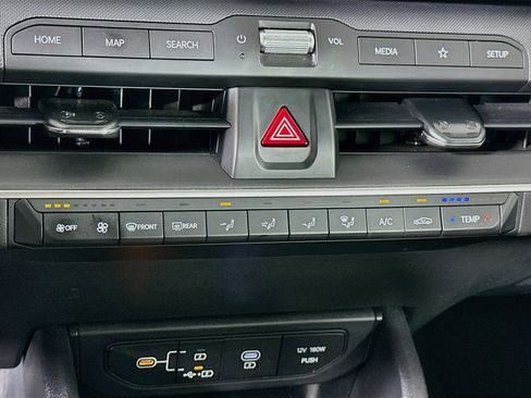 Used 2025 Kia K4 FWD image 23