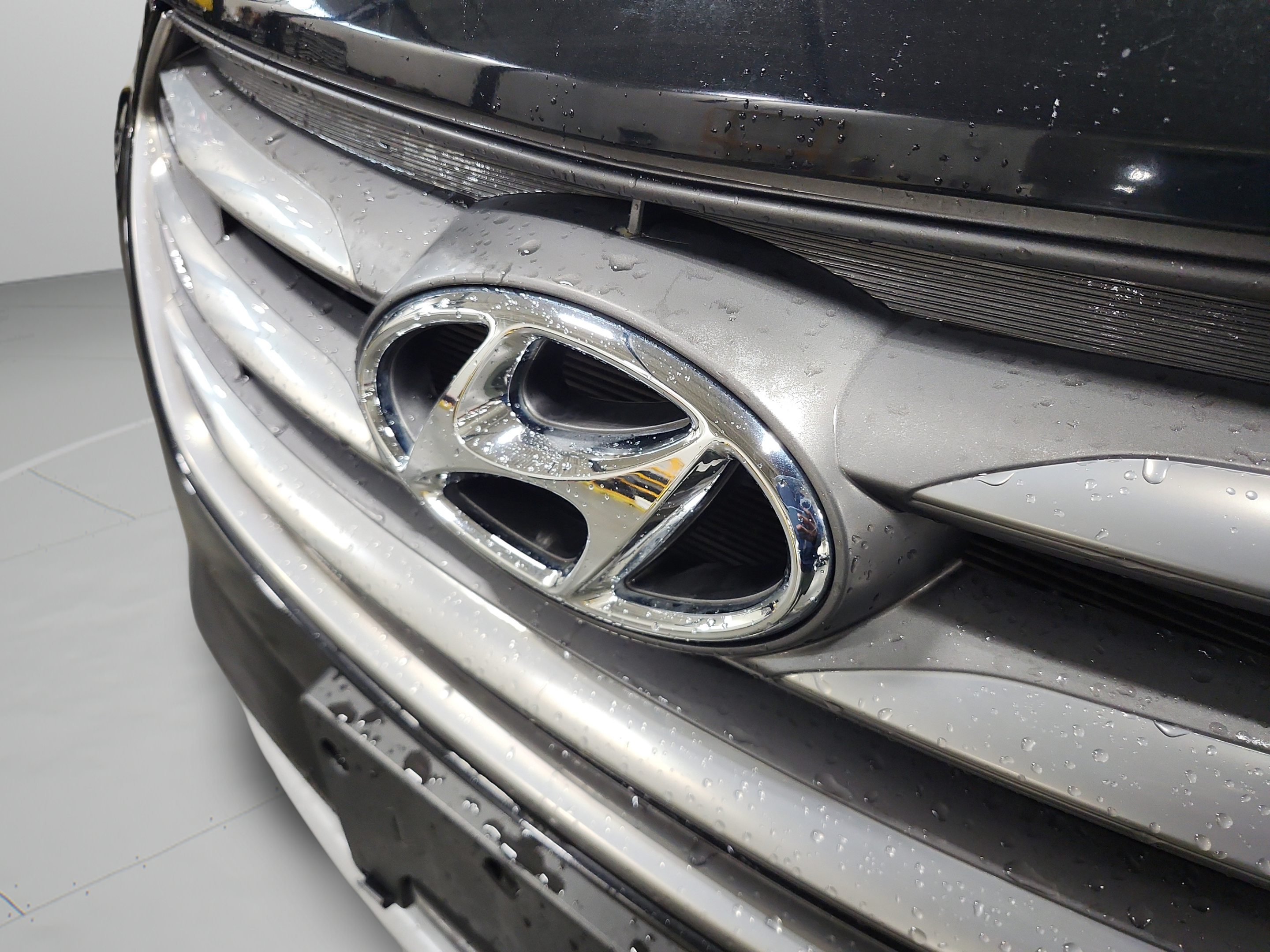 Used 2017 Hyundai Santa Fe Sport FWD image 24