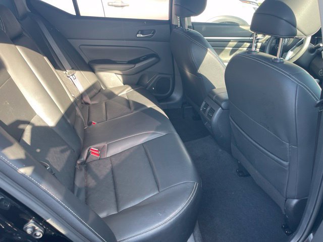 Used 2024 Nissan Altima 2.5 SL FWD image 7