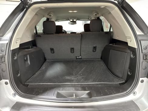 Used 2017 Chevrolet Equinox LT w/ Convenience Package FWD image 23