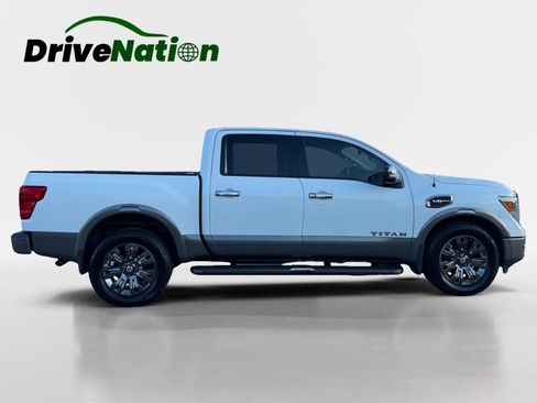 Used 2017 Nissan Titan Platinum Reserve image 4