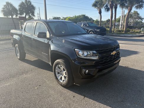 Used 2022 Chevrolet Colorado LT w/ Luxury Package AWD/4WD image 1