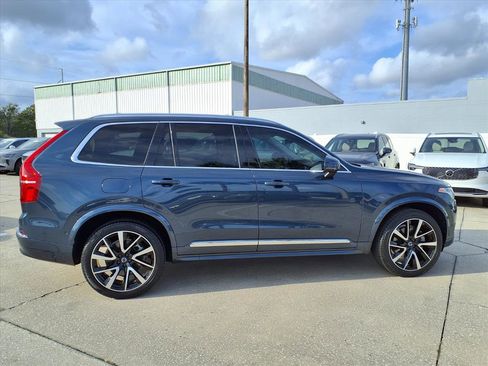 Certified 2024 Volvo XC90 B6 Plus image 8