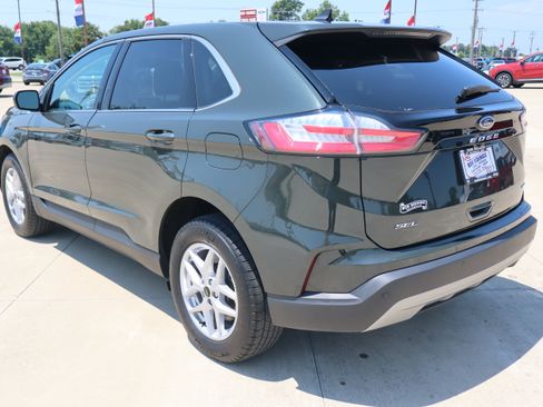 Used 2024 Ford Edge SEL w/ Convenience Package AWD/4WD image 5